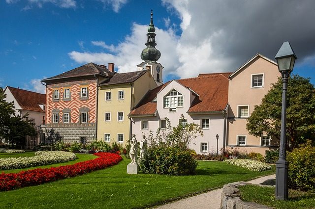 Wels – Foto <a href="https://pixabay.com/it/photos/wels–citt%C3%A0–di–wels–austria–3732827/" target="_blank" rel="nofollow noopener">Pixabay</a>