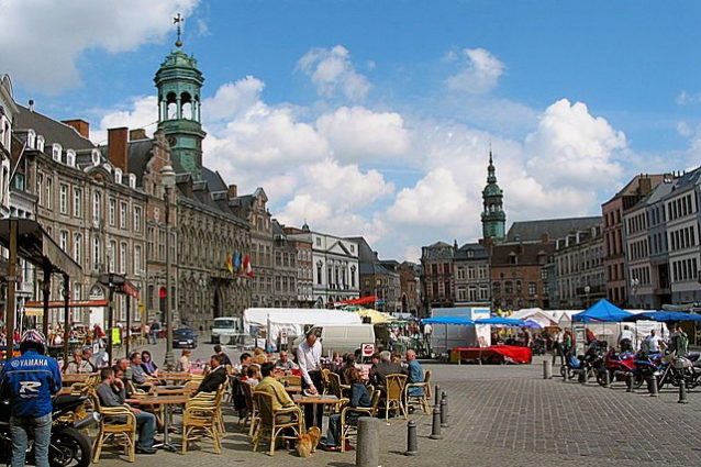 Mons – Foto Wikimedia Commons