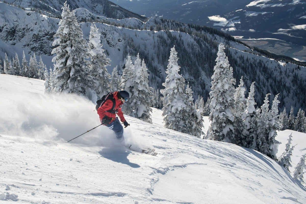 Canada, Revelstoke
