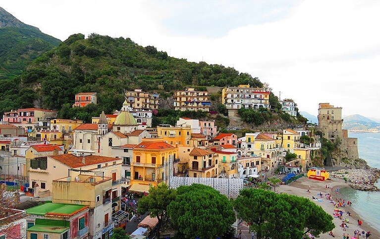 Panorama di Cetara, Campania