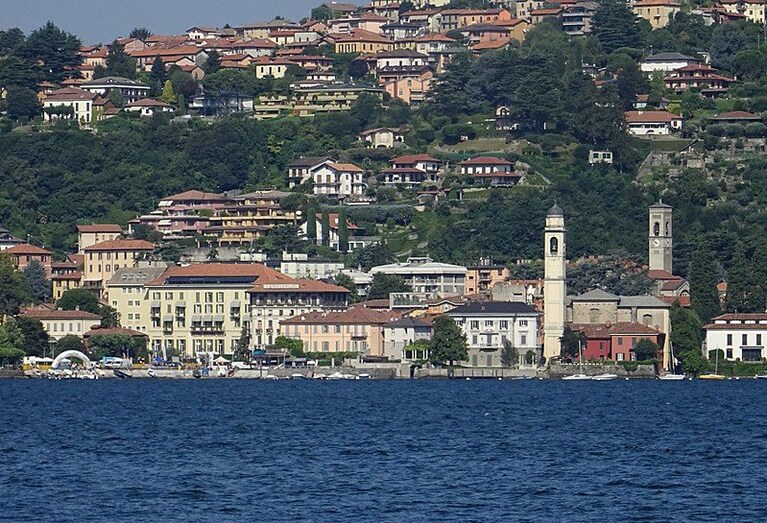 cernobbio vista dal lago