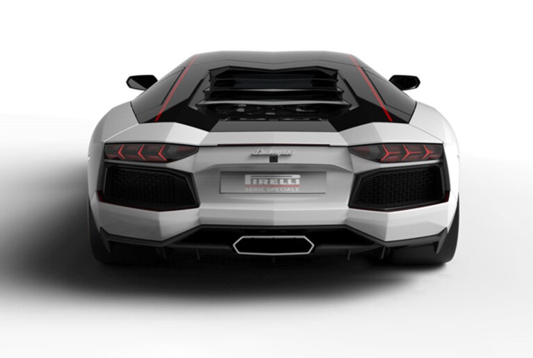 retro Lamborghini Aventador Pirelli Edition