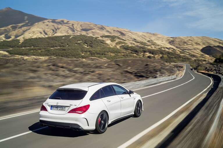 Mercedes CLA 45 AMG passo lungo