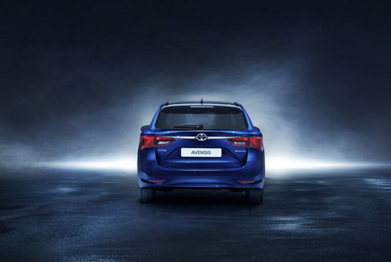 Toyota Avensis 2015