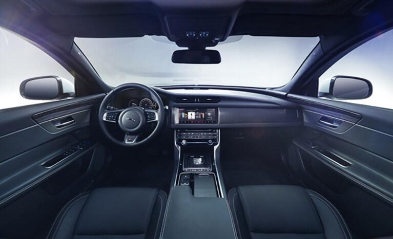 jaguar XF 2015