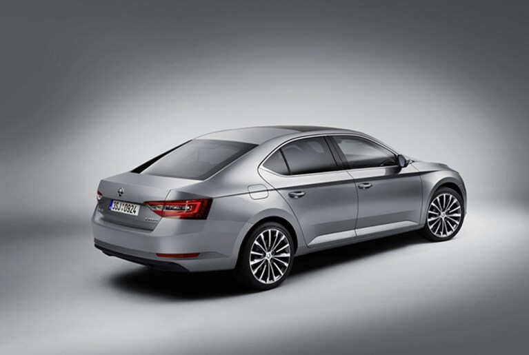 Nuova Skoda Superb