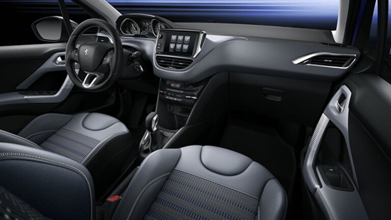 Peugeot 208 2015