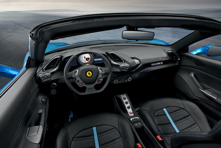 Interni Ferrari 488 Spider
