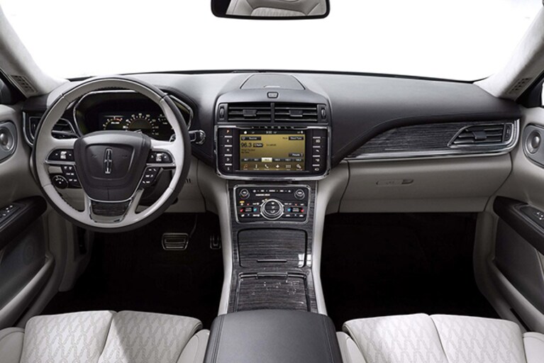 Nuova Lincoln Continental