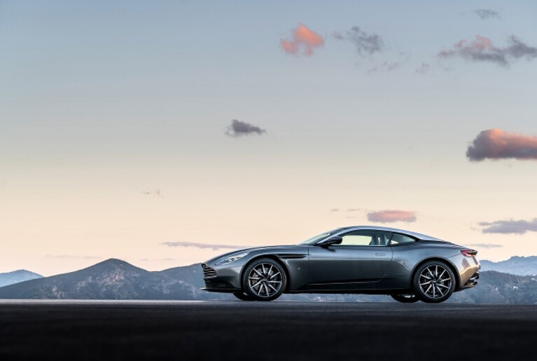 Nuova Aston Martin DB11