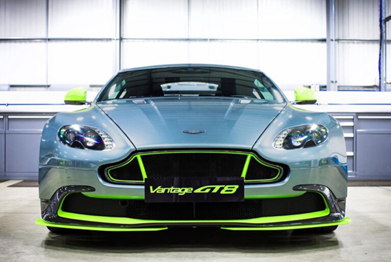 Aston Martin Vantage GT8 2016