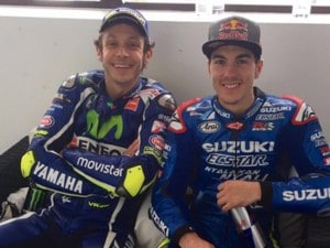 Valentino Rossi e Maverick Vinales insieme a Le Mans / Twitter @MotoGp