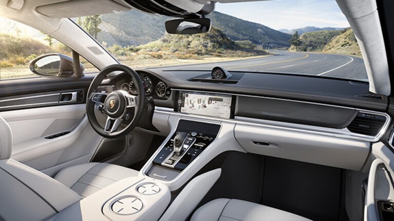 Porsche Panamera 4S