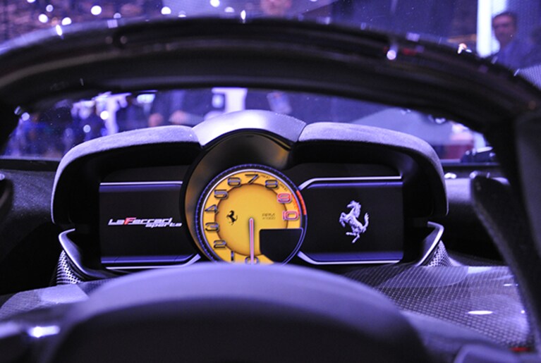 Ferrari LaFerrari Aperta Tacho