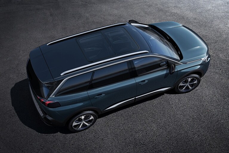 Nuova Peugeot 5008