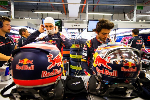 Daniil Kvyat e Carlos Sainz – Getty Images)