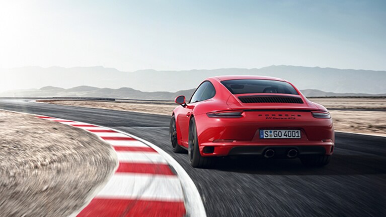 Porsche 911 Carrera GTS