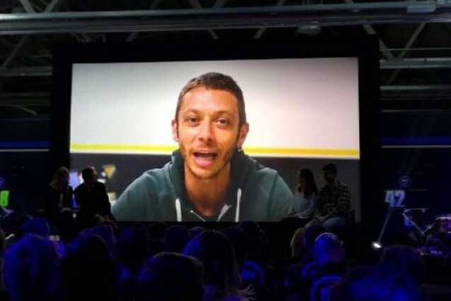 Valentino Rossi nel video per i ragazzi della VR46