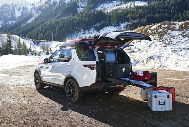 Land Rover Discovery Project Hero
