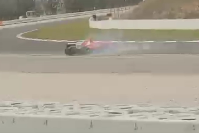 L'incidente di Kimi Raikkonen durante i test al Montmelò