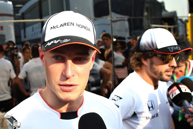 Stoffel Vandoorne e Fernando Alonso - Getty Images