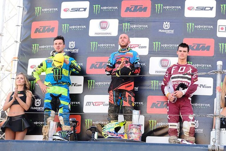 podio-mxgp-loket