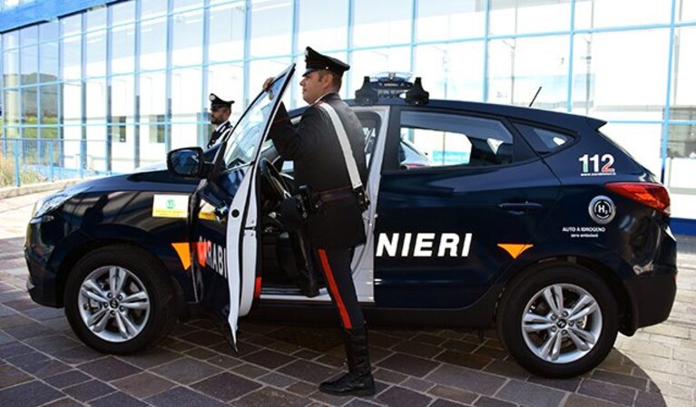 hyundai-ix35-idrogeno-carabinieri