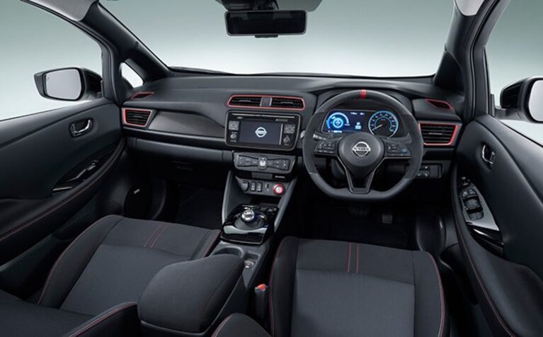 interni-nissan-leaf-nismo-concept