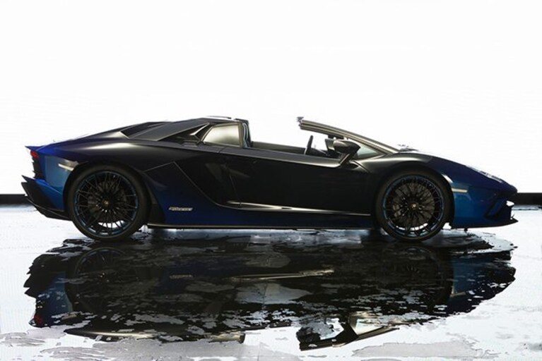 lamborghini-aventador-s-roadster-50th-anniversary-japan-acqua