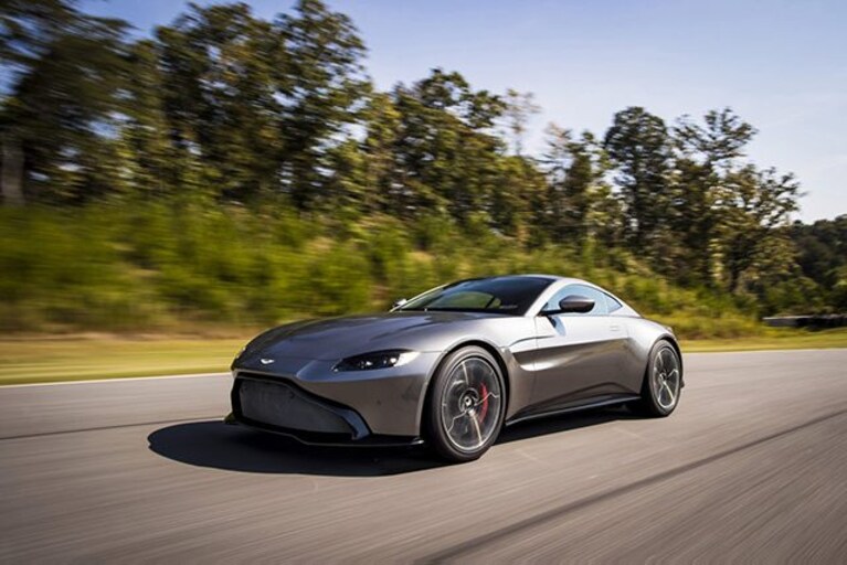 aston-martin-vantage-tungsten-silver
