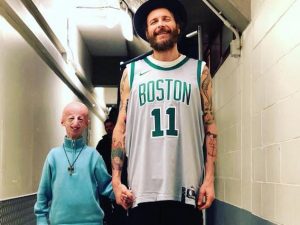 Sammy Basso e Jovanotti (foto del 2018, via IG del cantante)