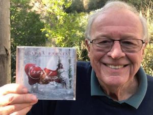 Patrick Williams col cd "Laura Xmas" tra le mani (via Fb di Laura Pausini)