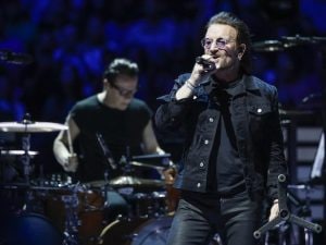 Bono Vox (credit: KAMIL KRZACZYNSKI/AFP/Getty Images)