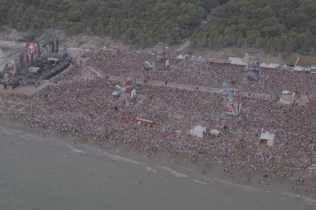 Jova Beach Party a Lignano Sabbiadoro (credito TELECOM. Realizzate grazie alla rete5g di tim da Max Morelli)