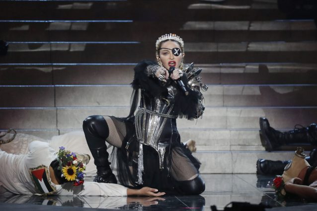 Madonna durante l’Eurovision Song Contest (Getty Image)