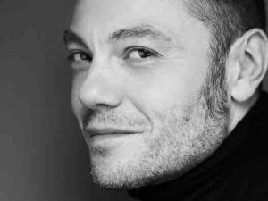 Tiziano Ferro (ph Giovanni Gastel)