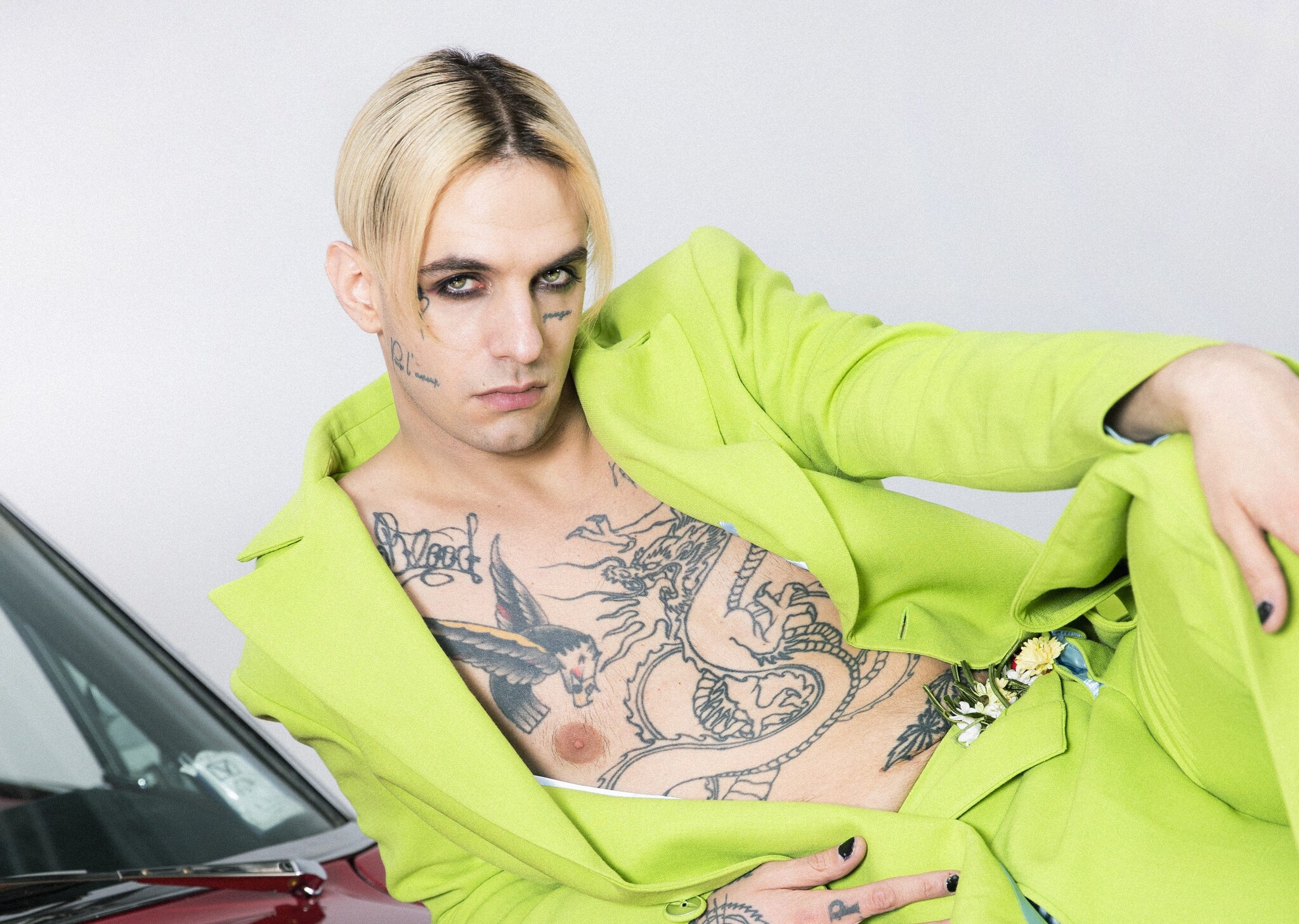 Achille Lauro, l'album, Sanremo e mascolinità tossica: "Combatto i pregiudizi e ne faccio arte"