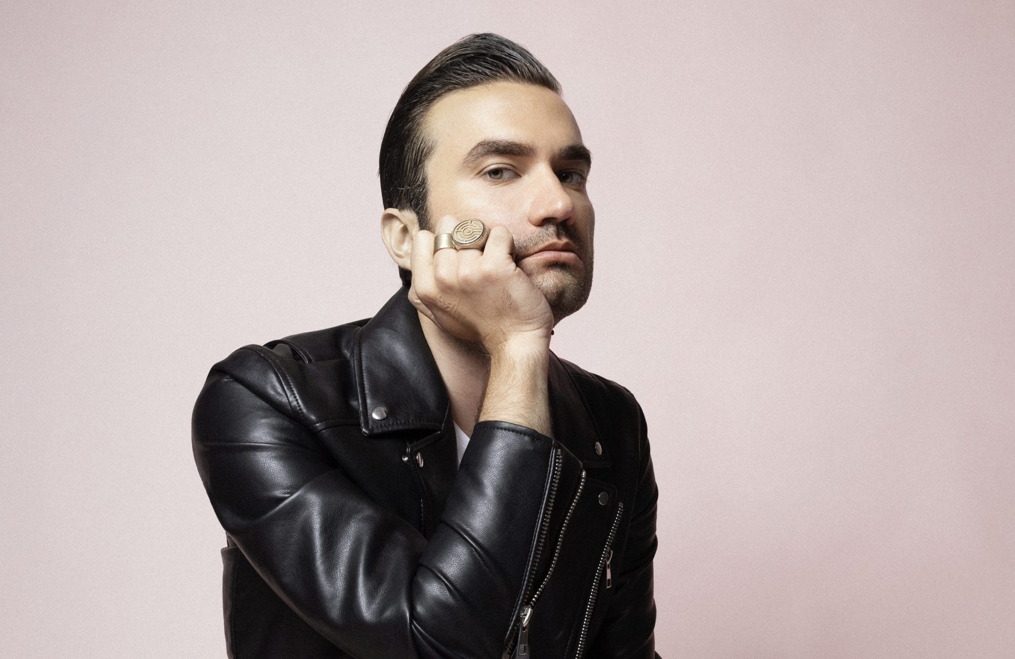 Davide Petrella, annuncia l'album di TROPICO: con Elisa, Calcutta