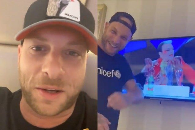 Clementino contro Malgioglio dopo l’imitazione di Pretelli: “Sei utile come l’ananas sulla pizza”