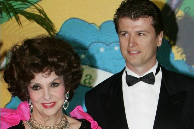 Gina Lollobrigida non è più sposata con Javier Rigau, il Papa annulla le nozze: "Finalmente"