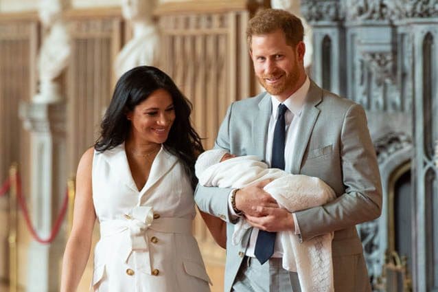 Harry, Meghan e Archie verso il Sudafrica, il viaggio potrebbe diventare un trasferimento definitivo