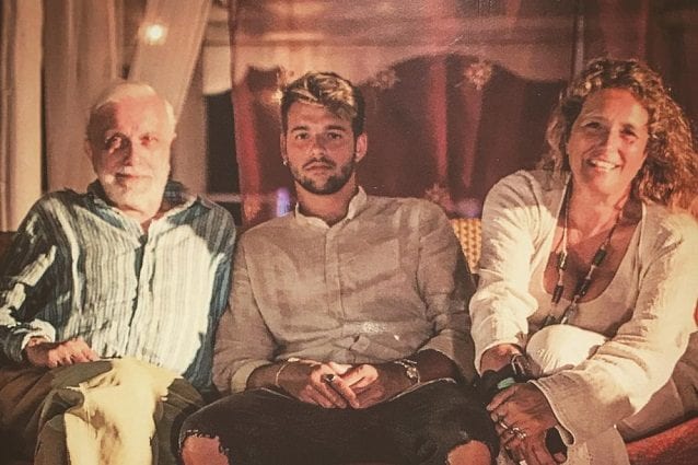 De Crescenzo con il nipote Michelangelo e la figlia Paola
