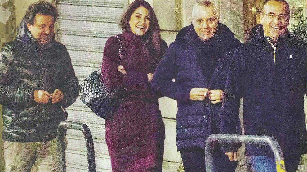 Pieraccioni e Teresa Magni con gli storici amici di lui Giorgio Panariello e Carlo Conti