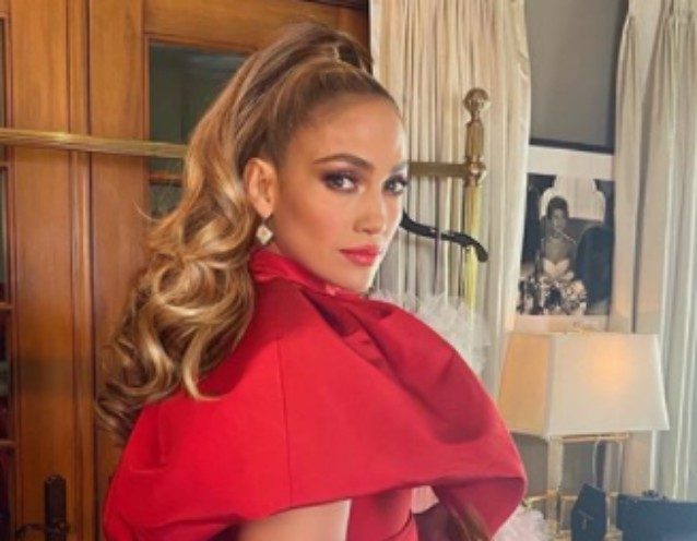 Il discorso di Jennifer Lopez alle donne: "Il limite dei vostri sogni è la vostra immaginazione"