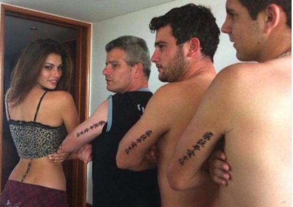 Dayane Mello con i tre fratelli