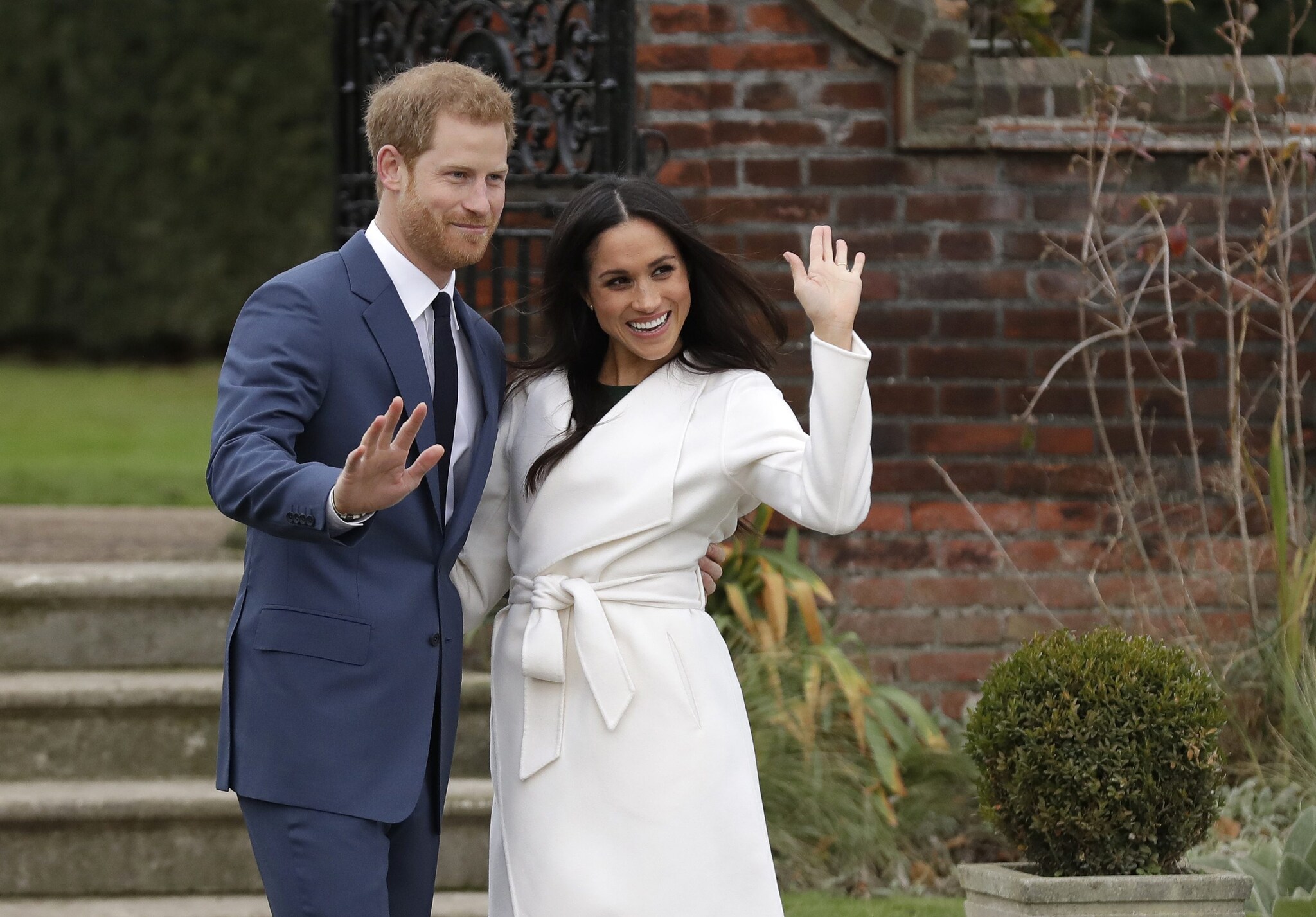 Meghan Markle e Buckingham Palace, lei accusata di bullismo: "Non tolleriamo molestie a lavoro"