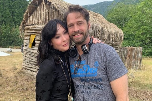 Brenda e Brandon sono tornati, la foto irresistibile con Shannen Doherty e Jason Priestley