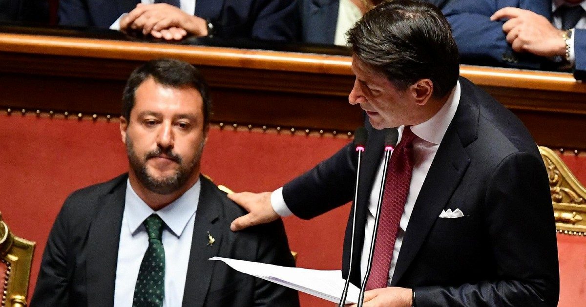 Crisi di governo ma non di ascolti, la Tv che non va in vacanza gode