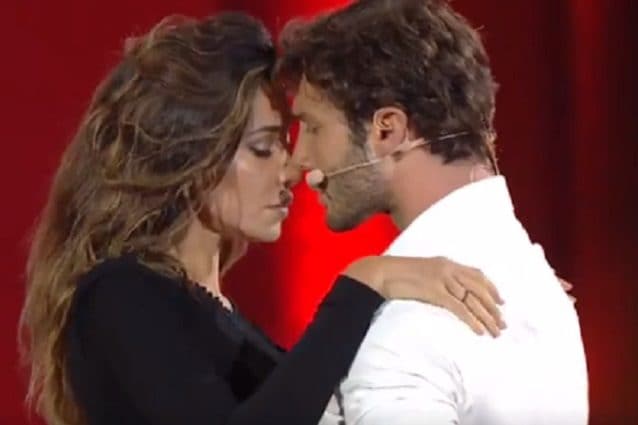 Castrocaro: Belen Rodriguez e Stefano De Martino incantano col tango, ma la conduzione è monocorde