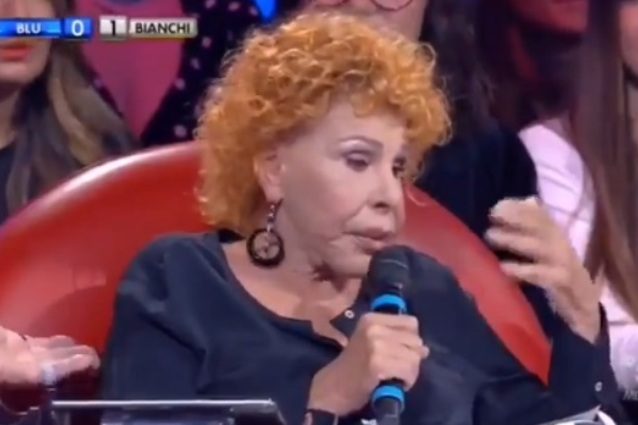 Ornella Vanoni ad Amici Celebrities: “L’intellettuale mi ha fatto male, il camionista mi sco***”